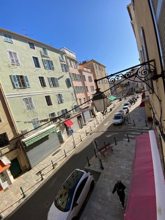 Centre Ville Ajaccio Tres Bel Appartement De Charme Tout Equipe Exterior foto